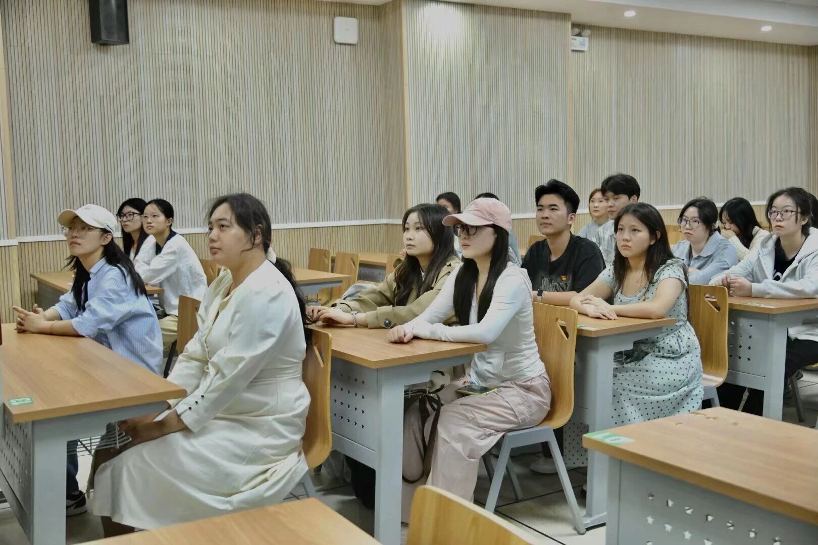 微信图片_2025-10-20_095705_235